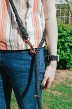 Load image into Gallery viewer, HANDS FREE ROPE LEASH