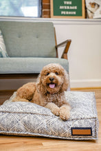 Load image into Gallery viewer, Lounger Pet Bed in Sapphire Spaniel